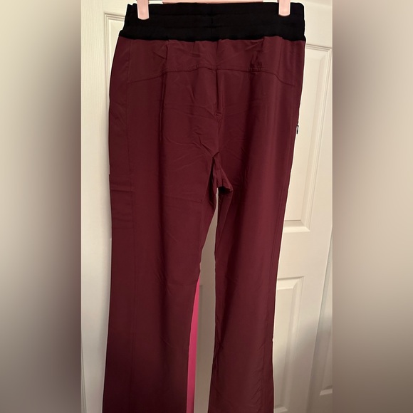 Shape Athletic Cargo Pant - Picture 3 of 8